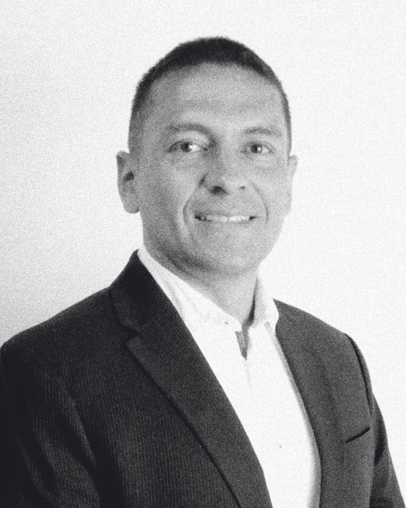 ALEJANDRO BERNAL Republic Network Data analyst